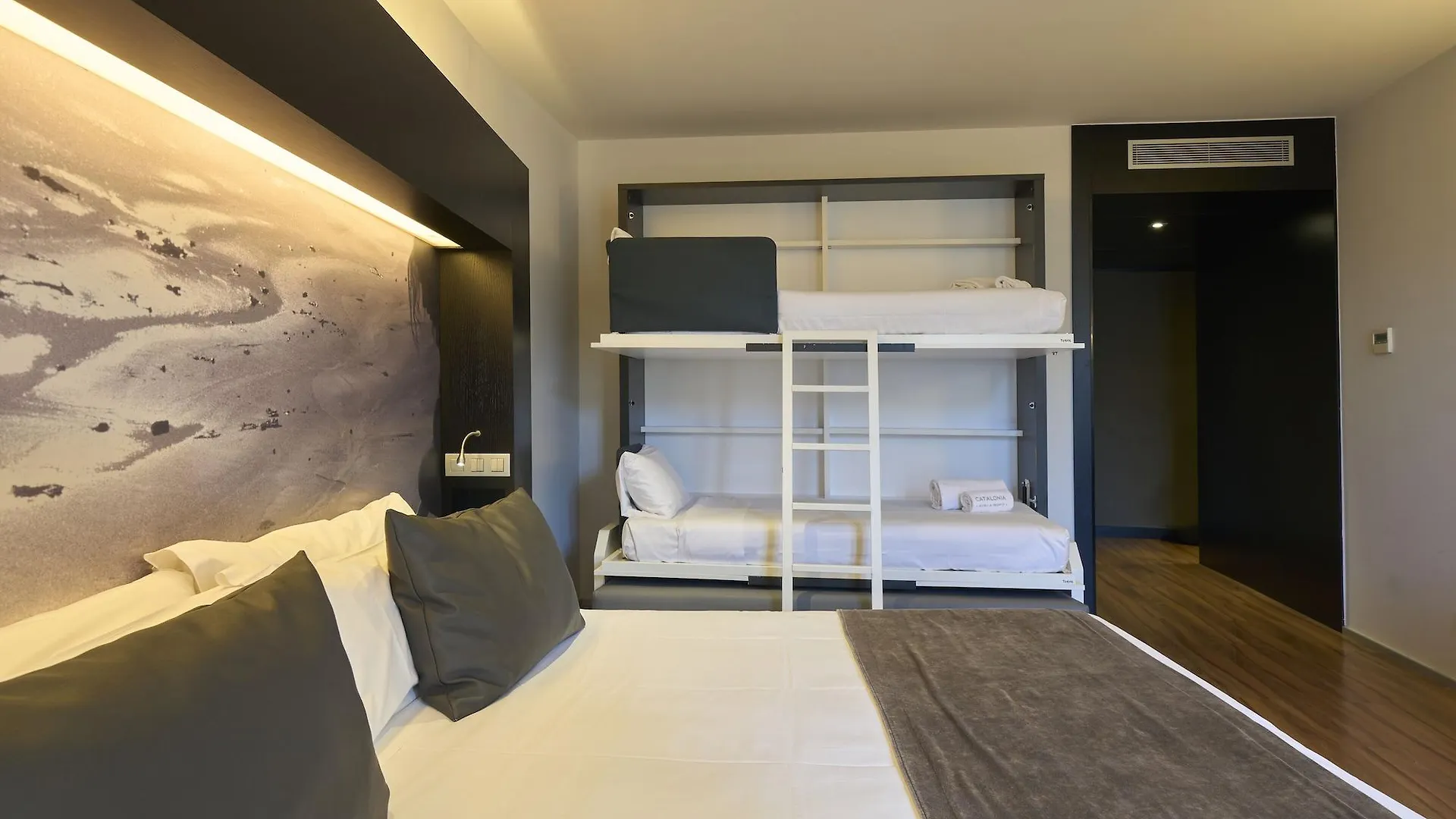 Catalonia Catedral Hotel Barcelona 4*,